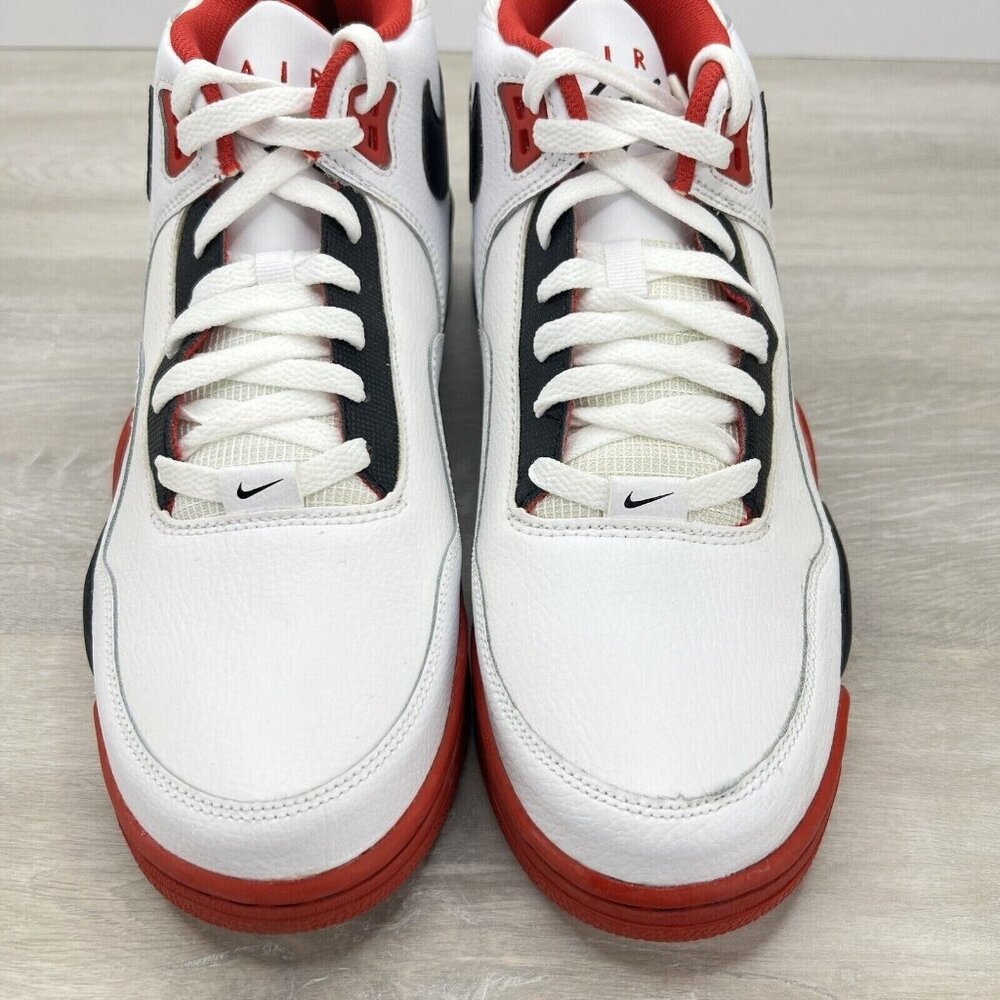 Brand New Mens Size 13 White Nike Flight Legacy